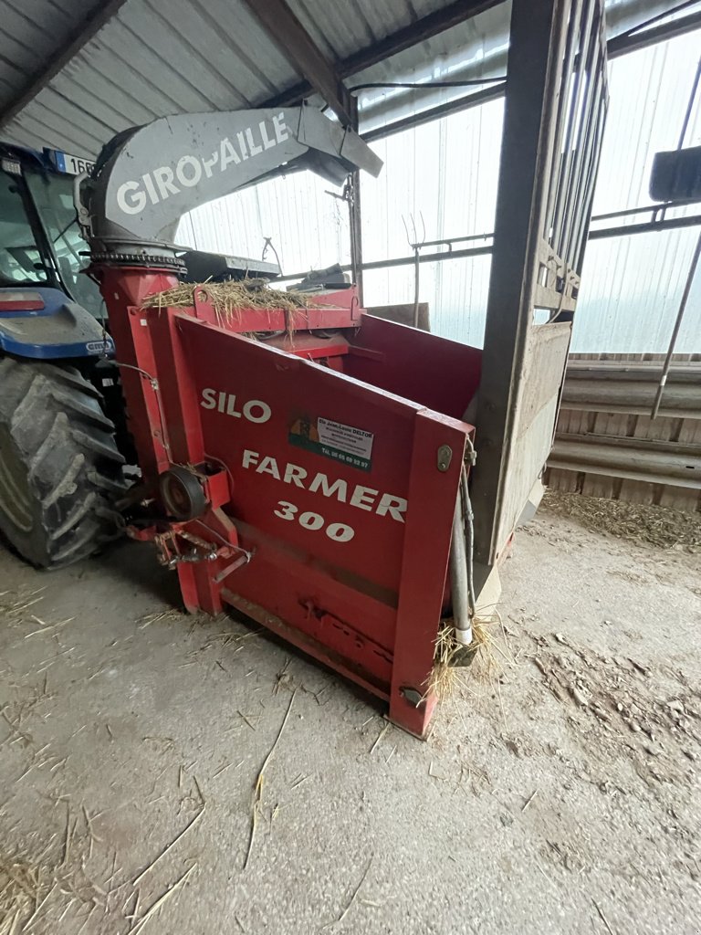 Siloentnahmegerät & Verteilgerät of the type Sonstige Farmer 300, Gebrauchtmaschine in Calmont (Picture 2)