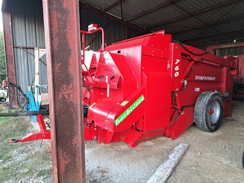 Siloentnahmegerät & Verteilgerät des Typs Sonstige Herbivores 760, Gebrauchtmaschine in COGNAC LA FORET (Bild 1)