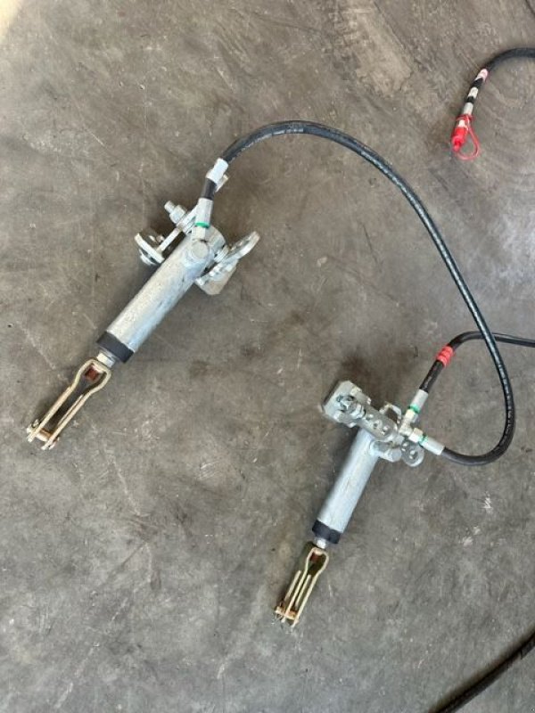 Siloentnahmegerät & Verteilgerät des Typs Sonstige hydraulische Bremszylinder für Einachsanhänger, Neumaschine in Tamsweg (Bild 1)