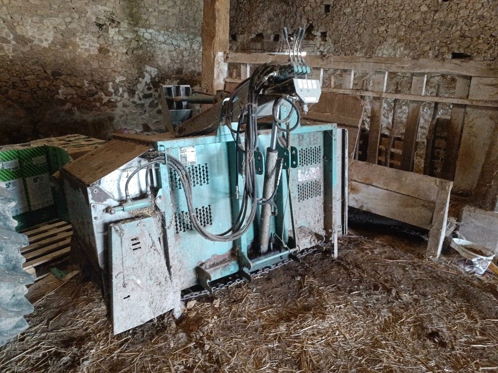 Siloentnahmegerät & Verteilgerät del tipo Sonstige P19, Gebrauchtmaschine In COGNAC LA FORET (Immagine 1)