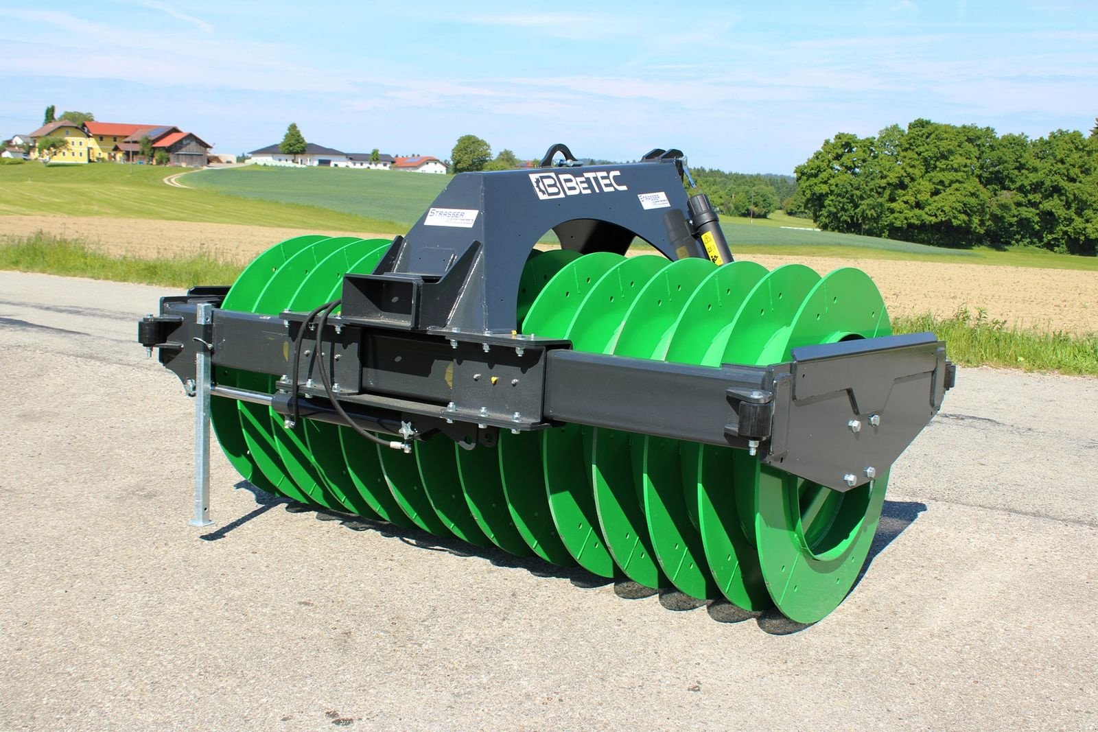 Siloentnahmegerät & Verteilgerät des Typs Sonstige ROLLER 250 SS, Verdichterwalze, Silowalze, Neumaschine in Neukirchen am Walde  (Bild 1)