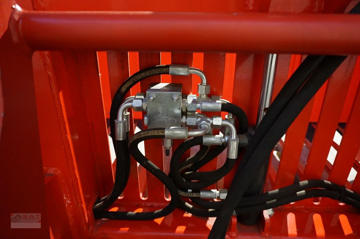 Siloentnahmegerät & Verteilgerät typu Sonstige SAT-Kombisilagezange-Rundballenschneider, Vorführmaschine v Eberschwang (Obrázek 13)