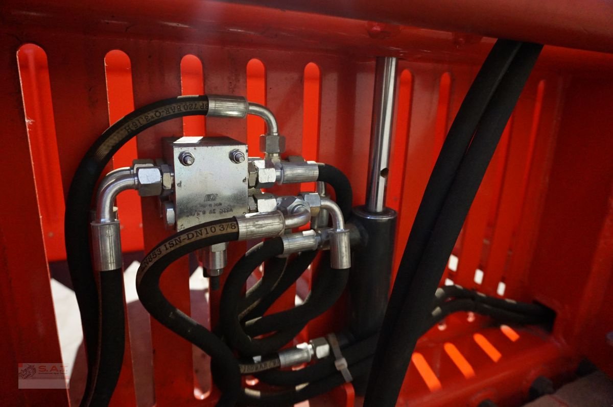 Siloentnahmegerät & Verteilgerät typu Sonstige SAT-Kombisilagezange-Rundballenschneider, Vorführmaschine v Eberschwang (Obrázek 7)