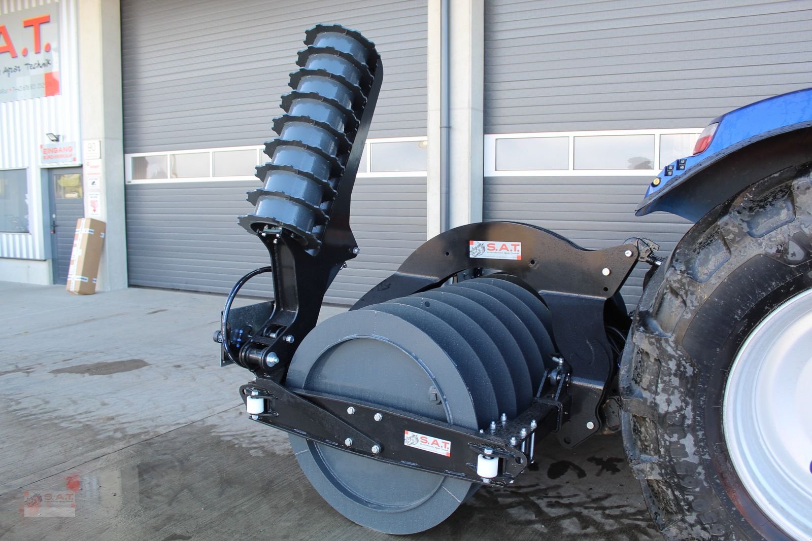 Siloentnahmegerät & Verteilgerät des Typs Sonstige SAT Silowalze mit Seitenverdichtungsarm - 4000Kg, Neumaschine in Eberschwang (Bild 7)
