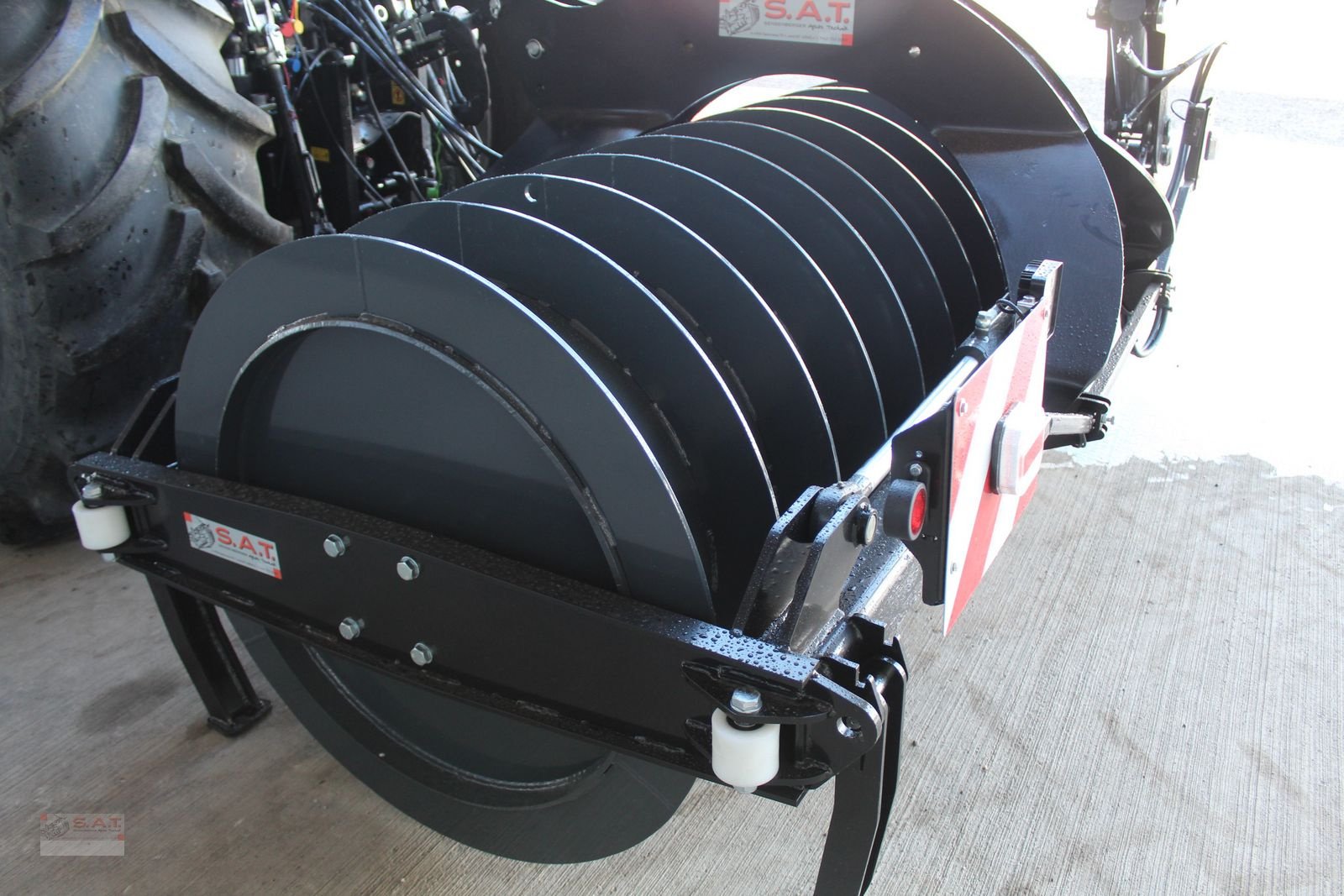 Siloentnahmegerät & Verteilgerät des Typs Sonstige SAT Silowalze mit Seitenverdichtungsarm - 4000Kg, Neumaschine in Eberschwang (Bild 13)