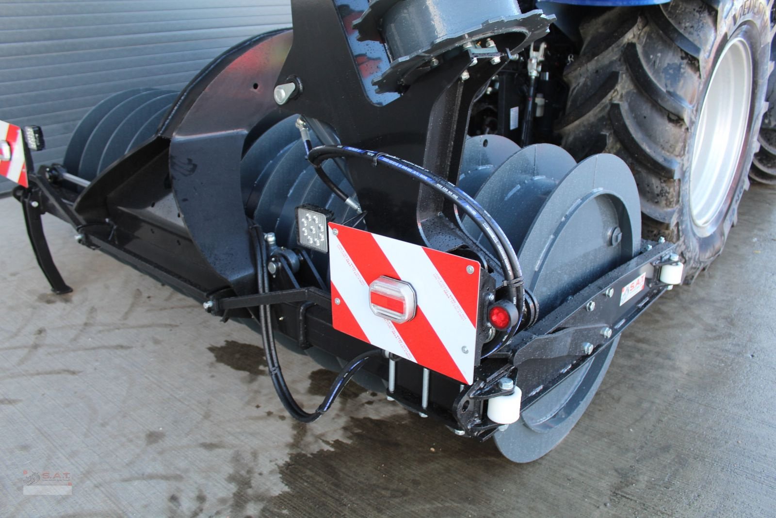 Siloentnahmegerät & Verteilgerät des Typs Sonstige SAT Silowalze mit Seitenverdichtungsarm - 4000Kg, Neumaschine in Eberschwang (Bild 10)