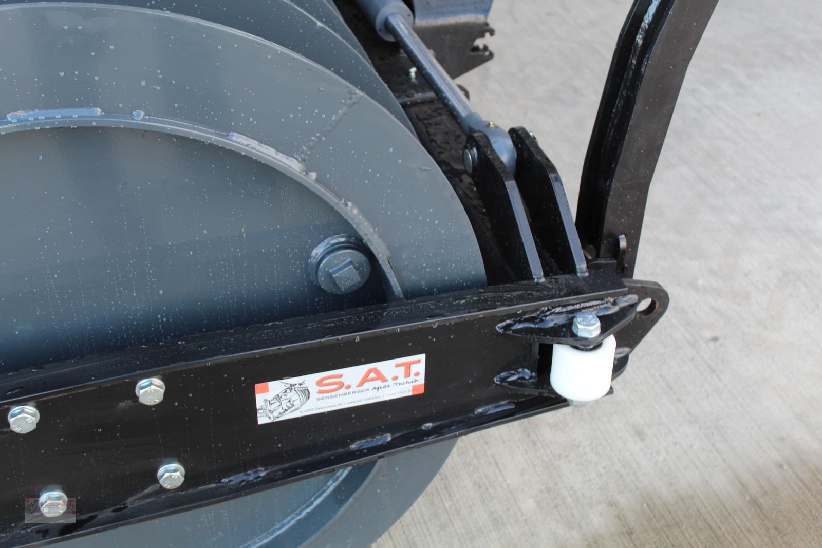 Siloentnahmegerät & Verteilgerät des Typs Sonstige SAT Silowalze mit Seitenverschub - 4000Kg, Neumaschine in Eberschwang (Bild 13)