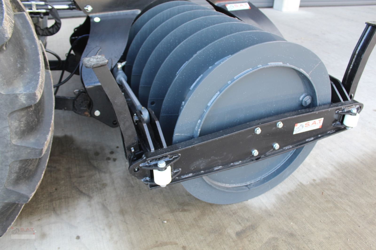 Siloentnahmegerät & Verteilgerät des Typs Sonstige SAT Silowalze mit Seitenverschub - 4000Kg, Neumaschine in Eberschwang (Bild 15)