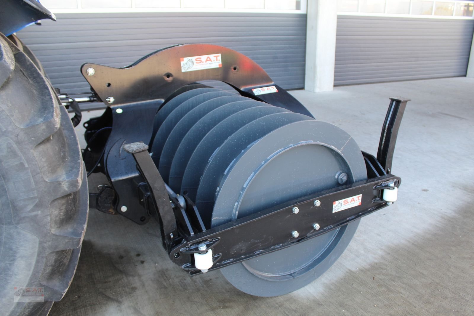 Siloentnahmegerät & Verteilgerät des Typs Sonstige SAT Silowalze mit Seitenverschub - 4000Kg, Neumaschine in Eberschwang (Bild 2)