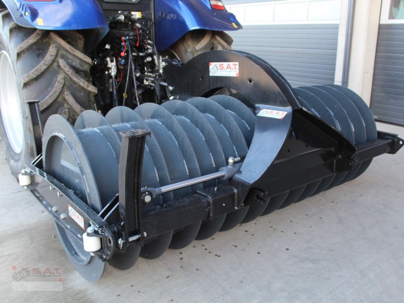 Siloentnahmegerät & Verteilgerät des Typs Sonstige SAT Silowalze mit Seitenverschub - 4000Kg, Neumaschine in Eberschwang (Bild 1)