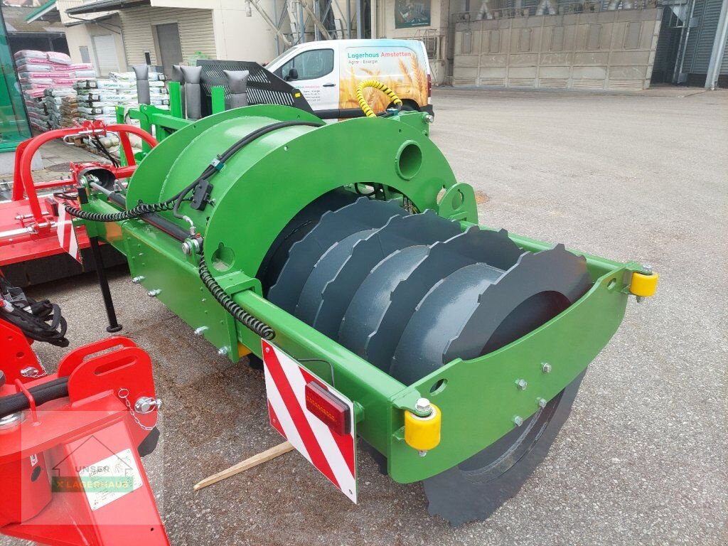 Siloentnahmegerät & Verteilgerät от тип Sonstige Silowalze mit Hydr.Seitenverschub, Neumaschine в Haag (Снимка 1)