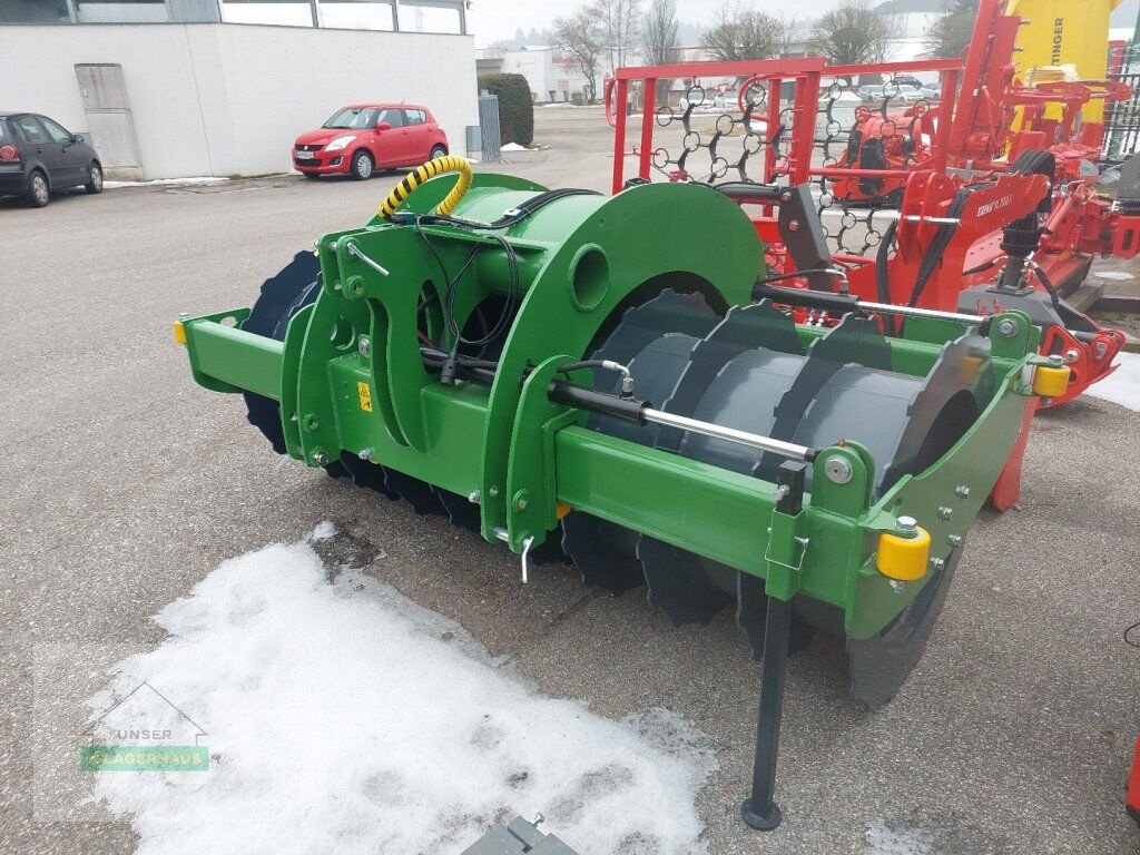 Siloentnahmegerät & Verteilgerät от тип Sonstige Silowalze mit Hydr.Seitenverschub, Neumaschine в Haag (Снимка 3)