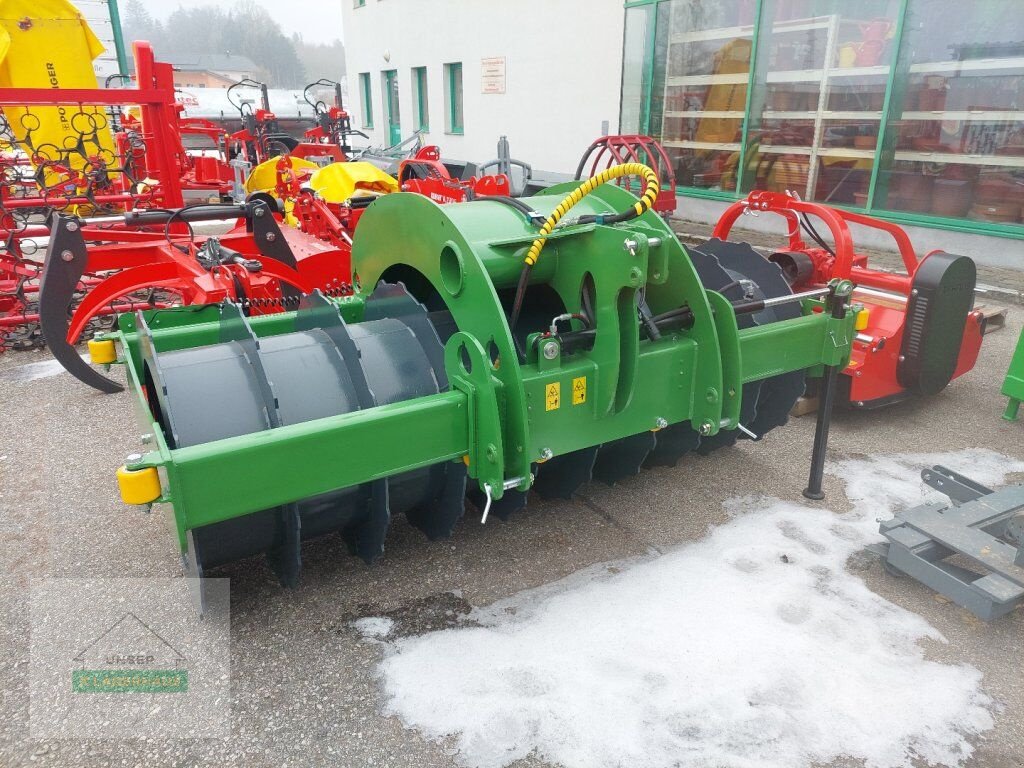 Siloentnahmegerät & Verteilgerät от тип Sonstige Silowalze mit Hydr.Seitenverschub, Neumaschine в Haag (Снимка 2)