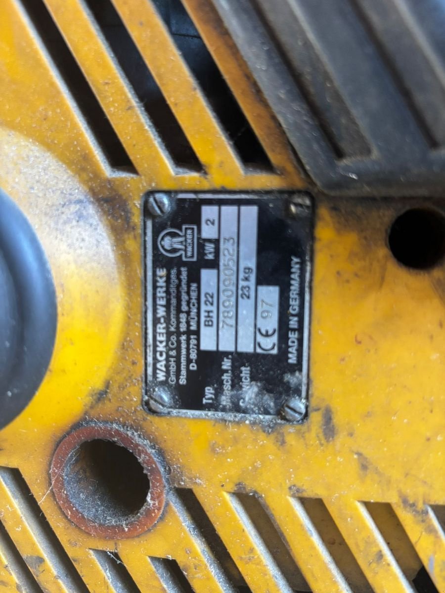 Siloentnahmegerät & Verteilgerät of the type Sonstige Wacker Abbruchhammer BH 22, Gebrauchtmaschine in NATTERNBACH (Picture 5)