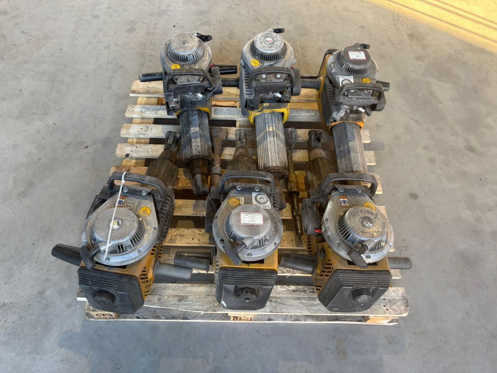 Siloentnahmegerät & Verteilgerät of the type Sonstige Wacker Abbruchhammer BH 22, Gebrauchtmaschine in NATTERNBACH (Picture 7)