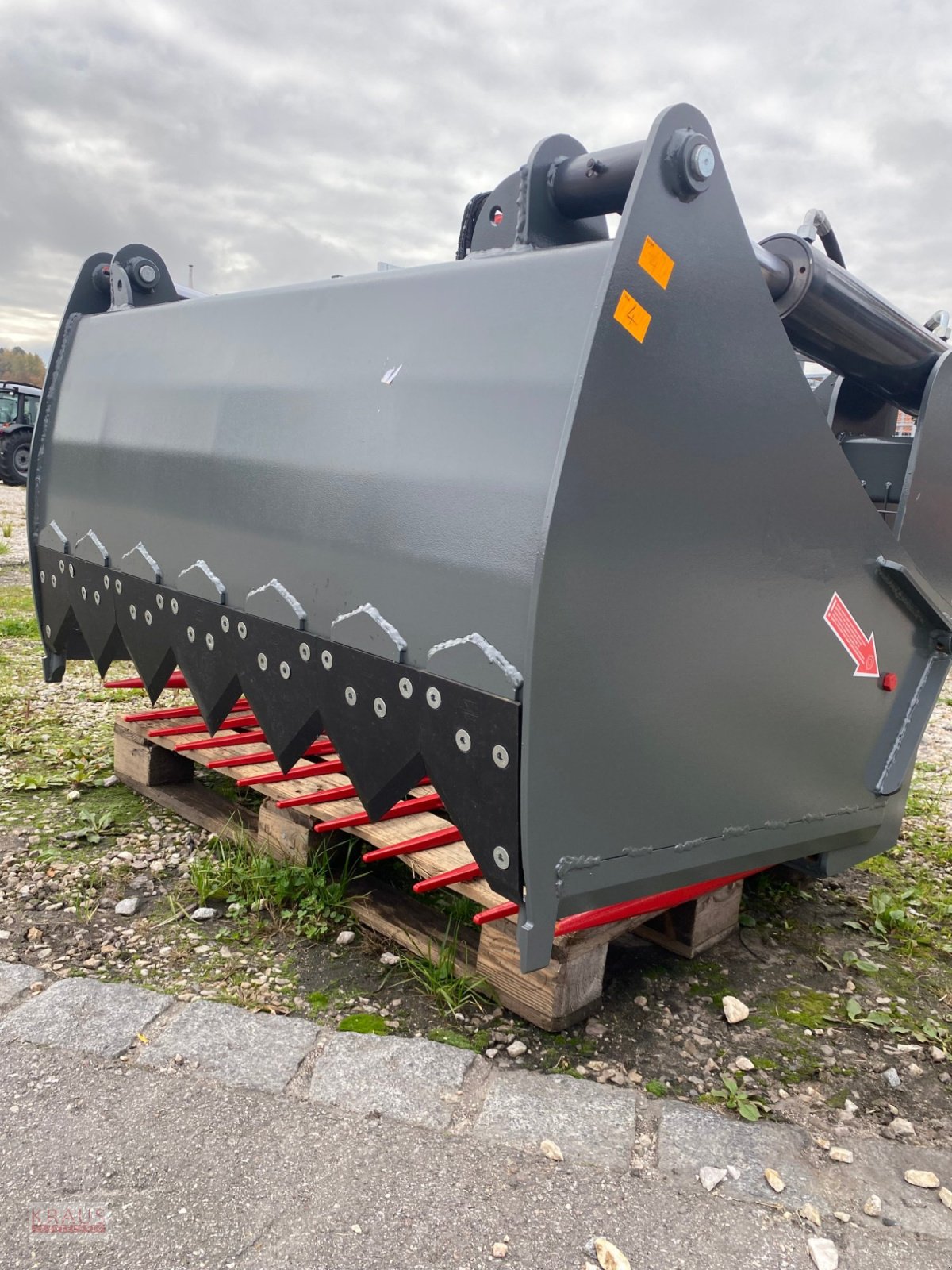 Siloentnahmegerät & Verteilgerät typu stekro Siloschneidzange, Neumaschine v Geiersthal (Obrázek 1)