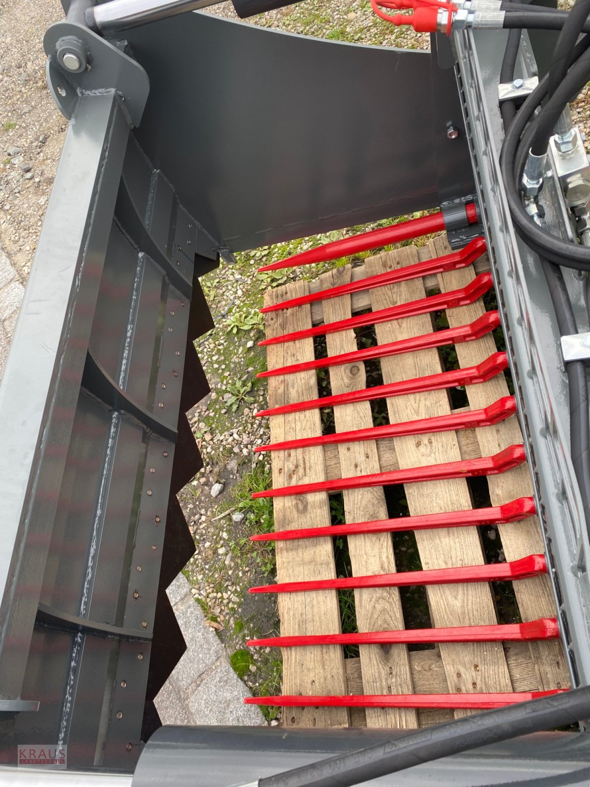 Siloentnahmegerät & Verteilgerät typu stekro Siloschneidzange, Neumaschine v Geiersthal (Obrázek 3)