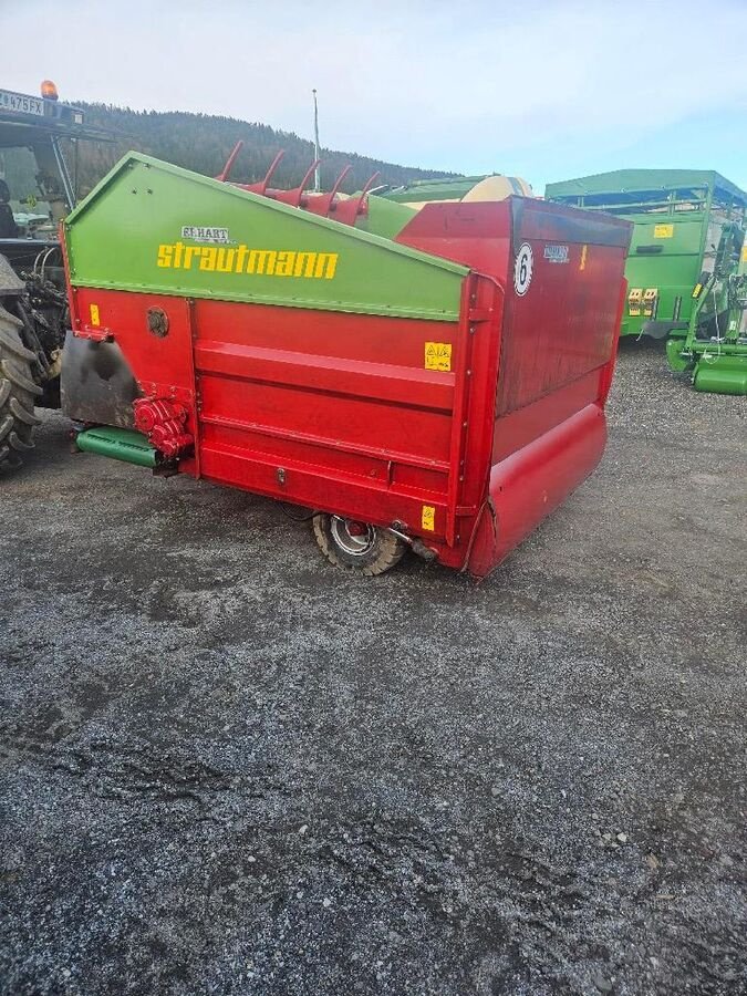 Siloentnahmegerät & Verteilgerät Türe ait Strautmann BVW, Gebrauchtmaschine içinde Passail (resim 1)
