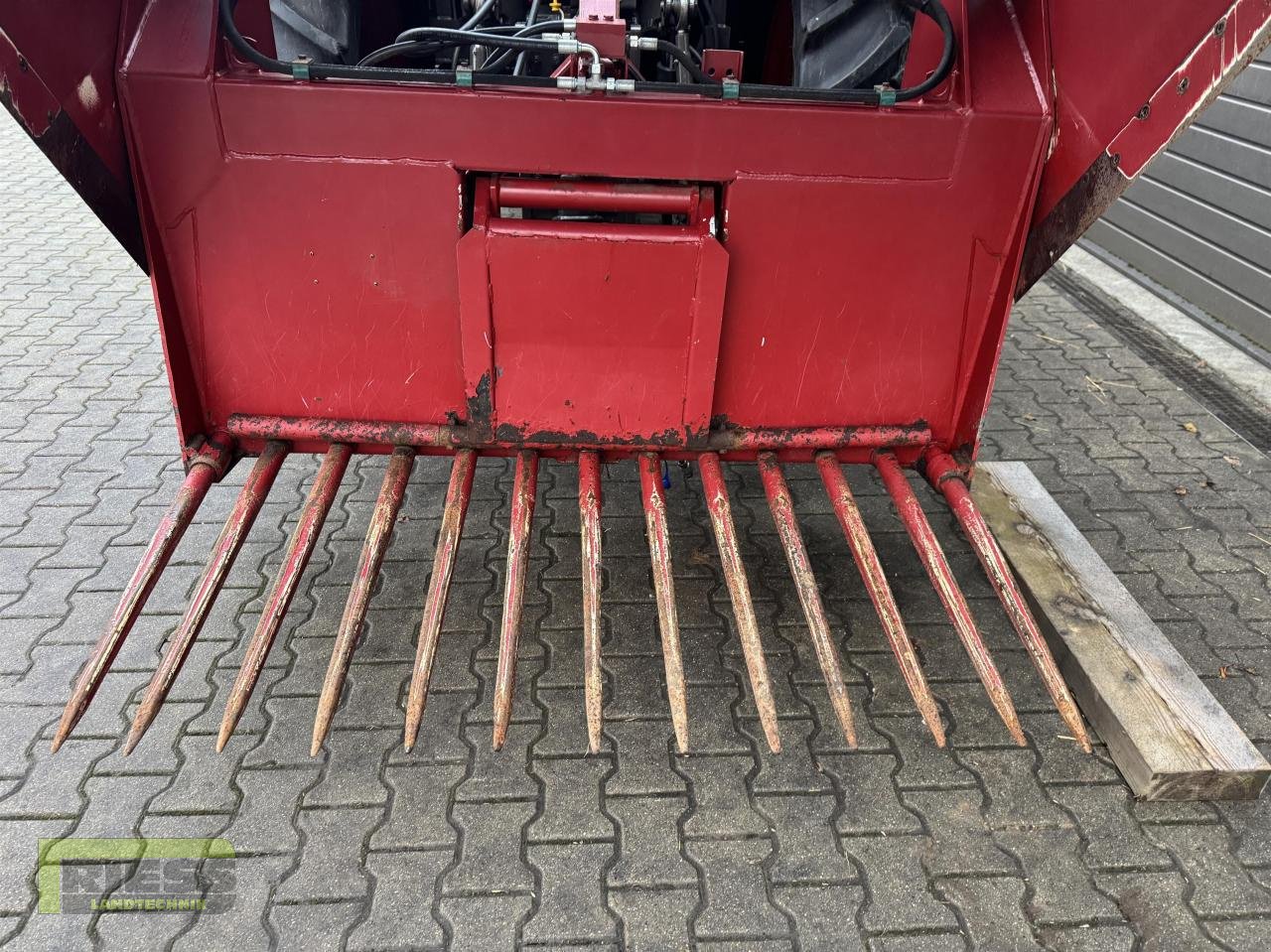 Siloentnahmegerät & Verteilgerät типа Strautmann SILOZANGE 234 Heckanbau, Gebrauchtmaschine в Homberg/Ohm - Maulbach (Фотография 5)