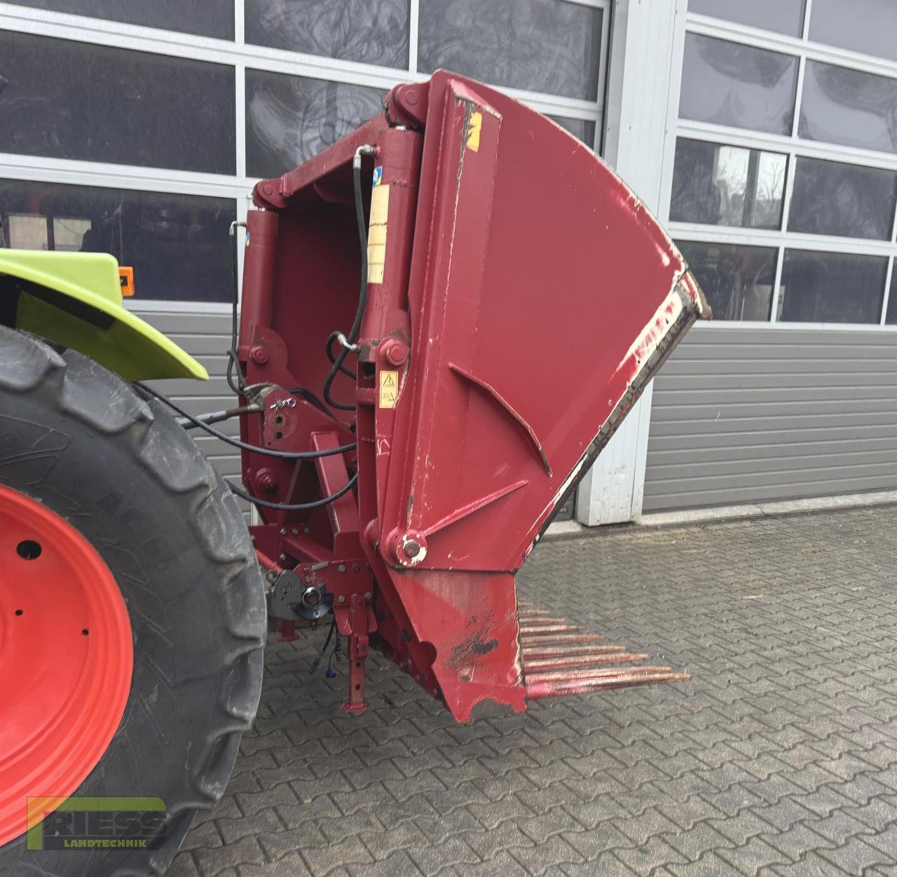 Siloentnahmegerät & Verteilgerät типа Strautmann SILOZANGE 234 Heckanbau, Gebrauchtmaschine в Homberg/Ohm - Maulbach (Фотография 10)