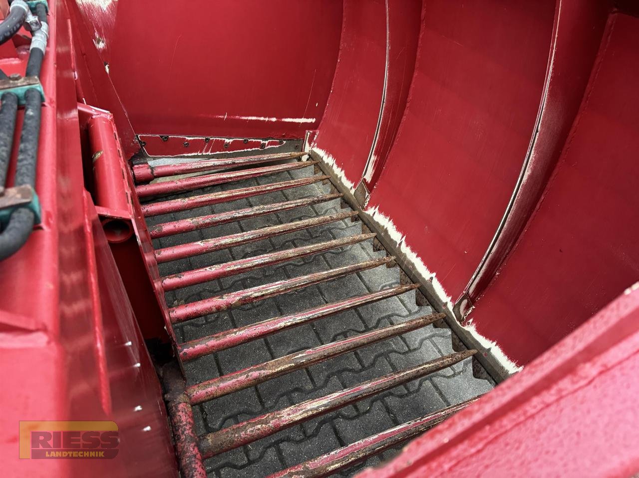 Siloentnahmegerät & Verteilgerät типа Strautmann SILOZANGE 234 Heckanbau, Gebrauchtmaschine в Homberg/Ohm - Maulbach (Фотография 18)