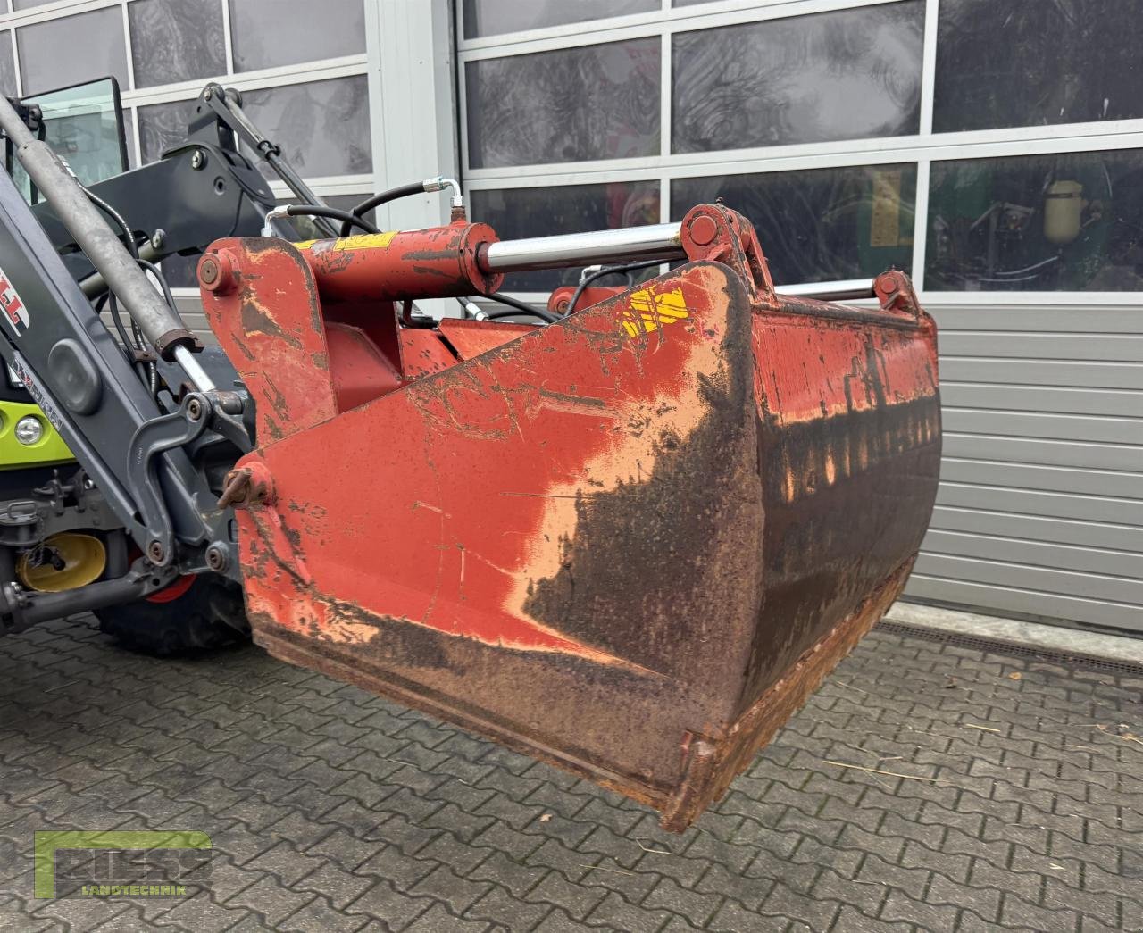 Siloentnahmegerät & Verteilgerät типа Strautmann SLT07 Silagezange Frontlader, Gebrauchtmaschine в Homberg/Ohm - Maulbach (Фотография 14)