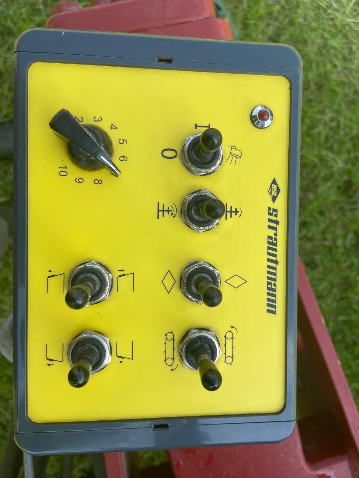 Siloentnahmegerät & Verteilgerät tip Strautmann Verti-Mix 1251, Gebrauchtmaschine in Dischingen (Poză 3)