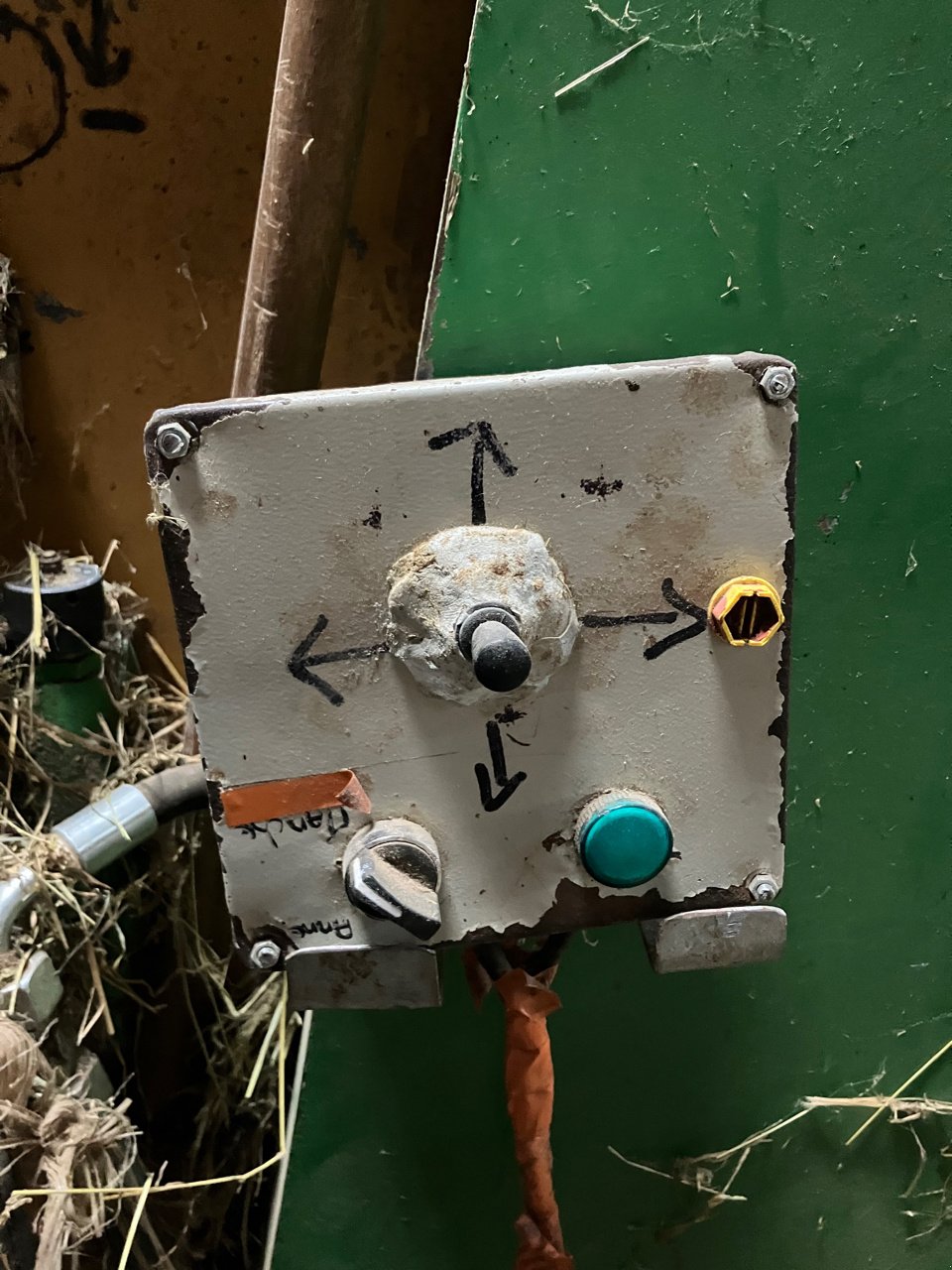 Siloentnahmegerät & Verteilgerät типа Suire Saunal, Gebrauchtmaschine в MORLHON LE HAUT (Фотография 5)