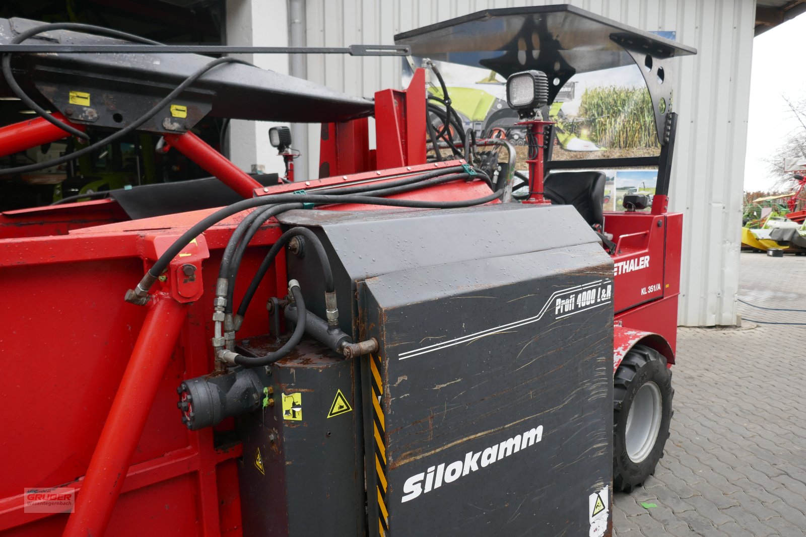 Siloentnahmegerät & Verteilgerät del tipo Zenz Profi 4000 LuR Selbstfahrsilokamm, Gebrauchtmaschine In Dorfen (Immagine 15)