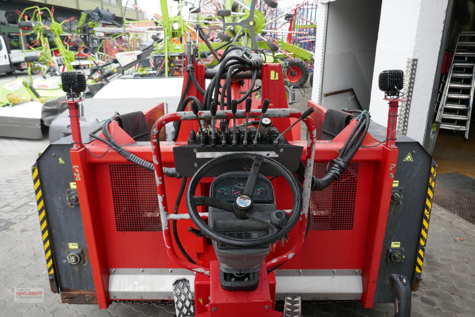 Siloentnahmegerät & Verteilgerät des Typs Zenz Selbstfahrsilokamm Profi 4000 LuR, Gebrauchtmaschine in Dorfen (Bild 11)