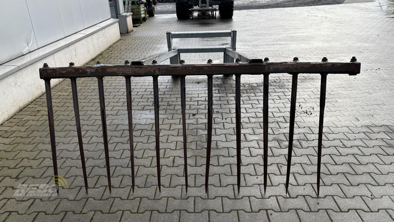 Silokamm des Typs Fliegl SILOPRATZE 3000 MM, Neumaschine in Neuenkirchen-Vörden (Bild 2)