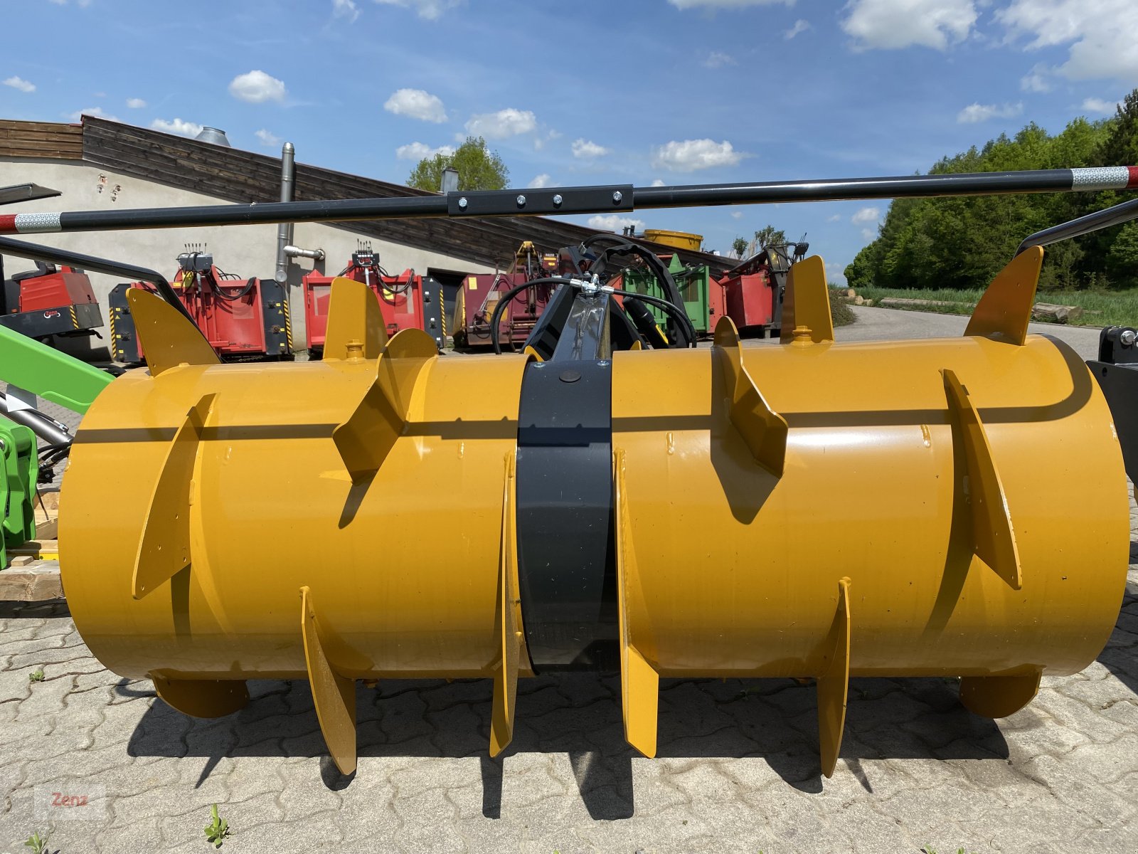 Siloverteiler des Typs Mammut SF 205 Titan, Neumaschine in Gars (Bild 1)