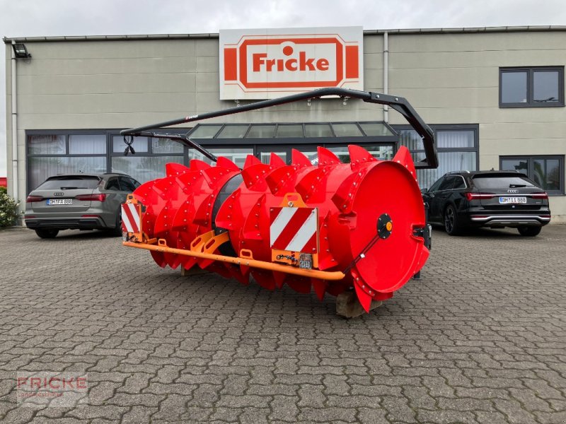 Siloverteiler des Typs Saphir SV 28 Silageverteiler *AKTIONSPREIS!*, Neumaschine in Demmin (Bild 1)