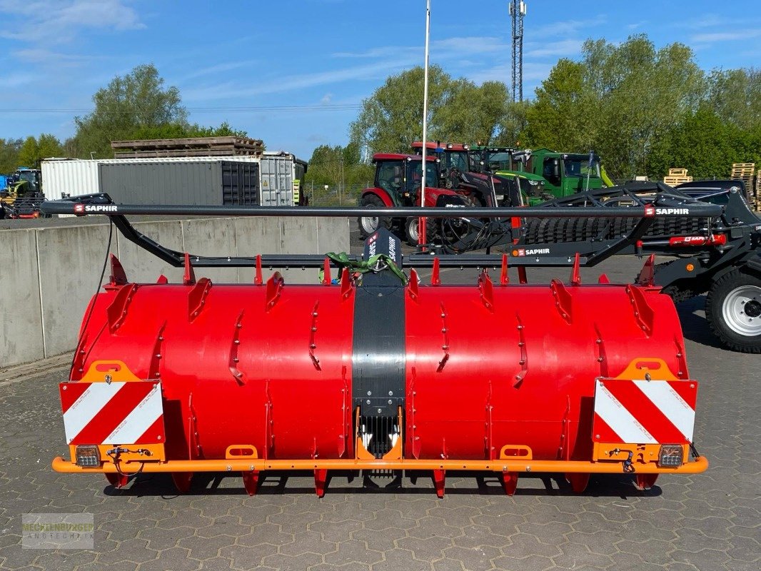 Siloverteiler des Typs Saphir SV 28 **Vorführer** Silageverteiler, Gebrauchtmaschine in Mühlengeez (Bild 5)
