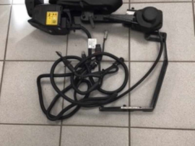 Sitz des Typs Fendt ErgoSteer, Neumaschine in Hofgeismar (Bild 1)