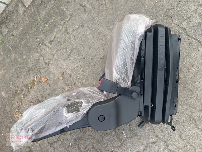 Sitz des Typs Grammer -, Gebrauchtmaschine in Demmin (Bild 2)