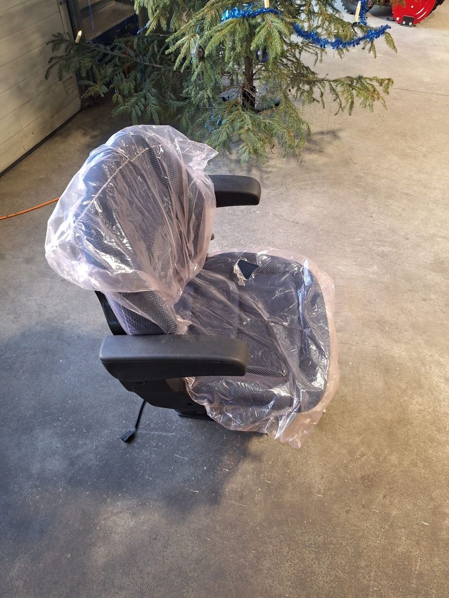 Sitz Türe ait Grammer MSG93/721, Gebrauchtmaschine içinde Villach (resim 7)