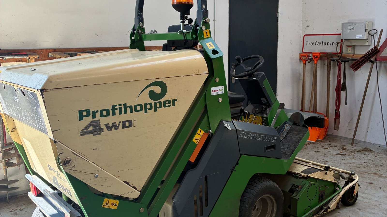 Sitzrasenmäher typu Amazone Profihopper 4WDi PH 1250 4WDi, Gebrauchtmaschine v Kolding (Obrázek 1)