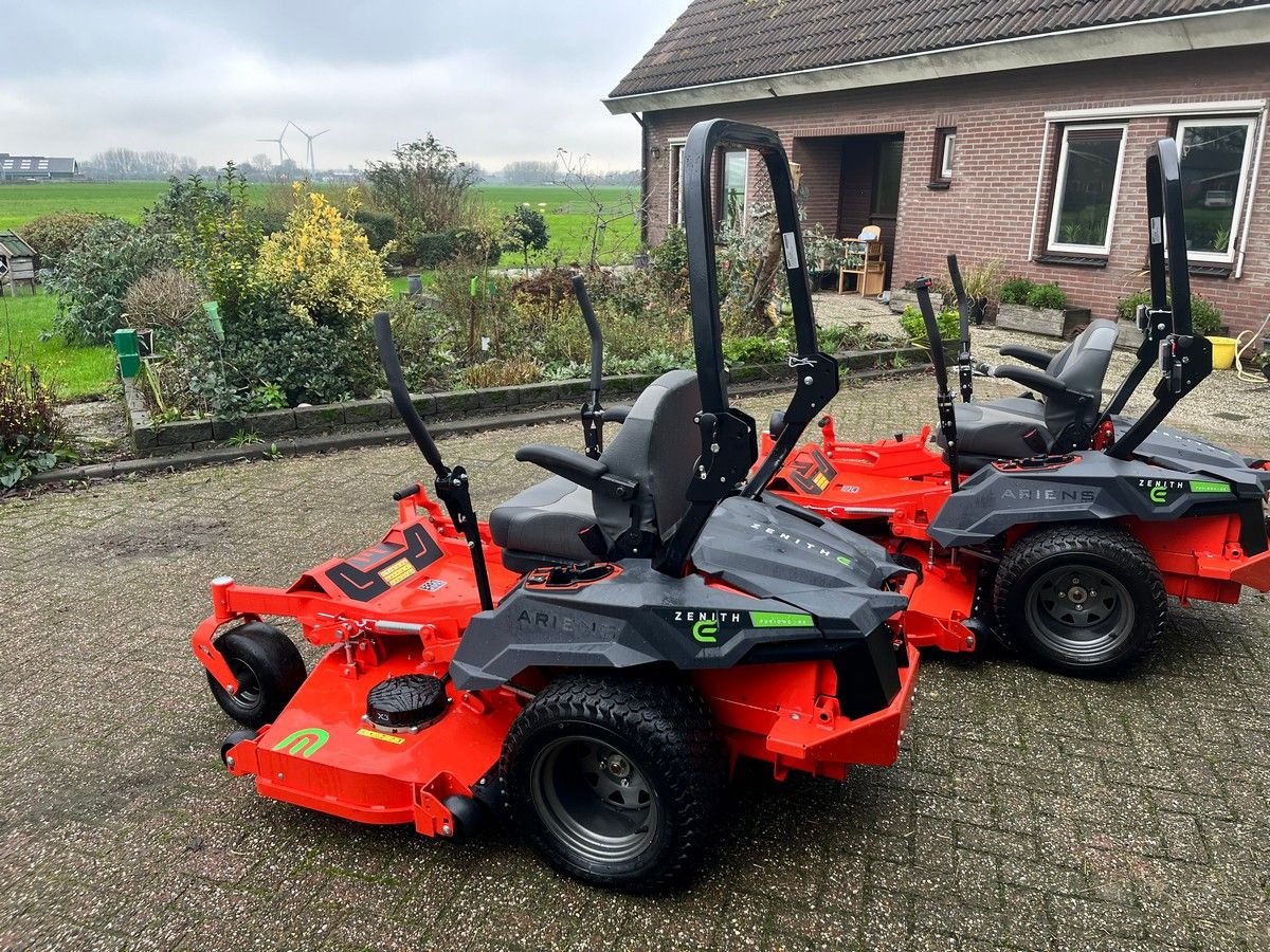 Sitzrasenmäher des Typs Ariens Zenith E 60 RD, Neumaschine in Zoeterwoude (Bild 4)