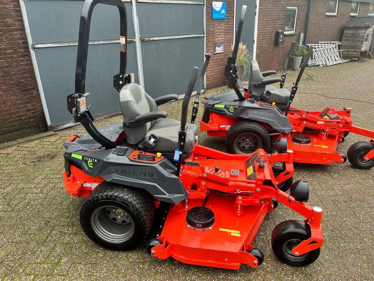 Sitzrasenmäher des Typs Ariens Zenith E 60 RD, Neumaschine in Zoeterwoude (Bild 2)
