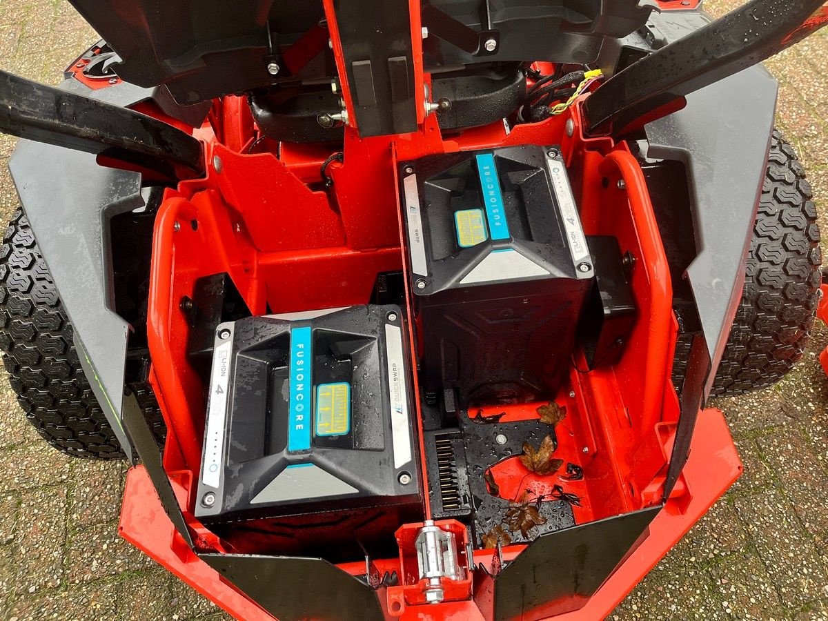 Sitzrasenmäher типа Ariens Zenith E RD60 (nieuw/overjarig), Gebrauchtmaschine в Zoeterwoude (Фотография 4)