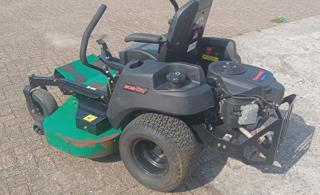 Sitzrasenmäher des Typs Bobcat BOBCATCRZ52, Gebrauchtmaschine in Hasselt (Bild 2)