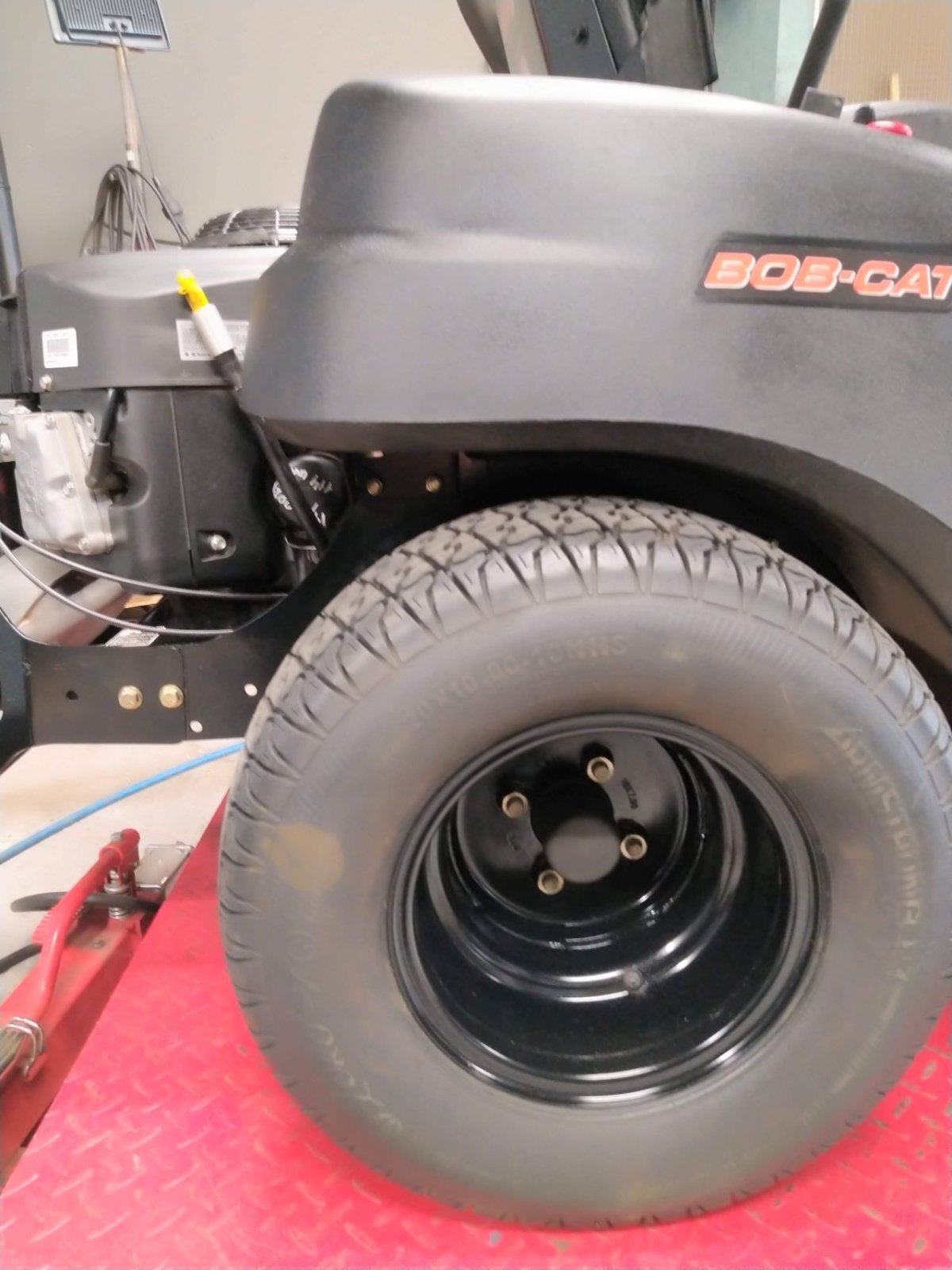 Sitzrasenmäher van het type Bobcat CRZ 48 inch, Gebrauchtmaschine in Goor (Foto 8)