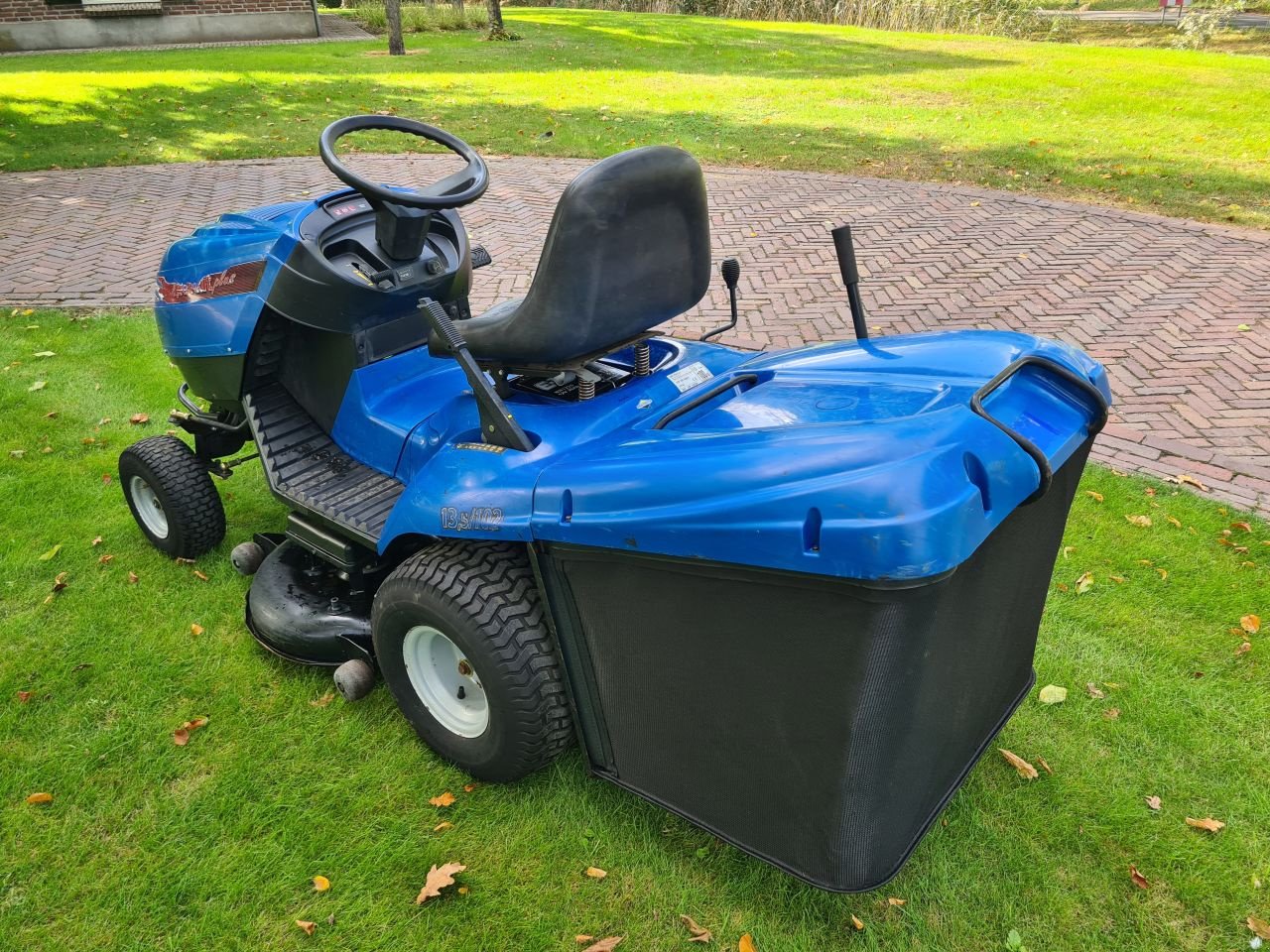 Sitzrasenmäher des Typs Castelgarden Twincut, Gebrauchtmaschine in Lierop (Bild 8)