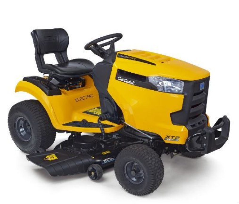 Sitzrasenmäher a típus Cub Cadet -, Neumaschine ekkor: Bleiswijk (Kép 3)