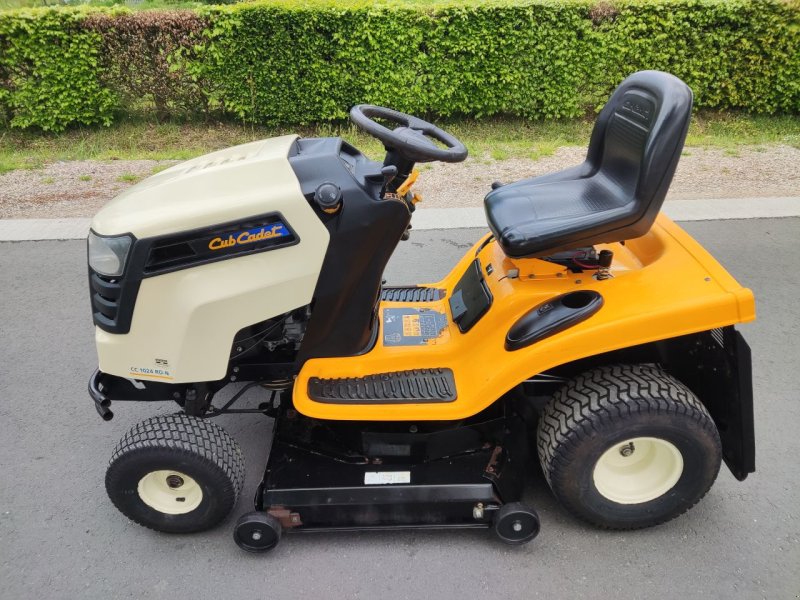 Sitzrasenmäher a típus Cub Cadet CC1024 RD-N, Gebrauchtmaschine ekkor: Klarenbeek