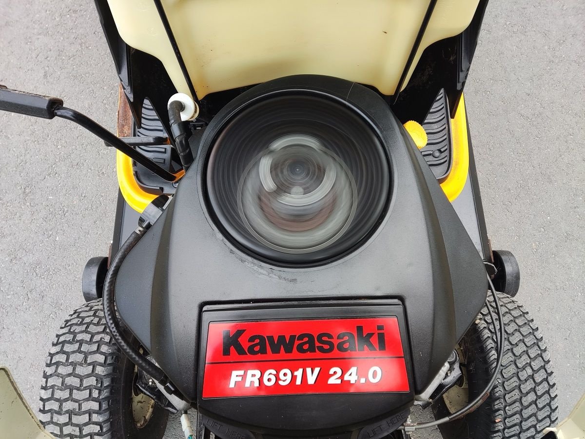 Sitzrasenmäher от тип Cub Cadet CC1024 RD-N, Gebrauchtmaschine в Klarenbeek (Снимка 4)