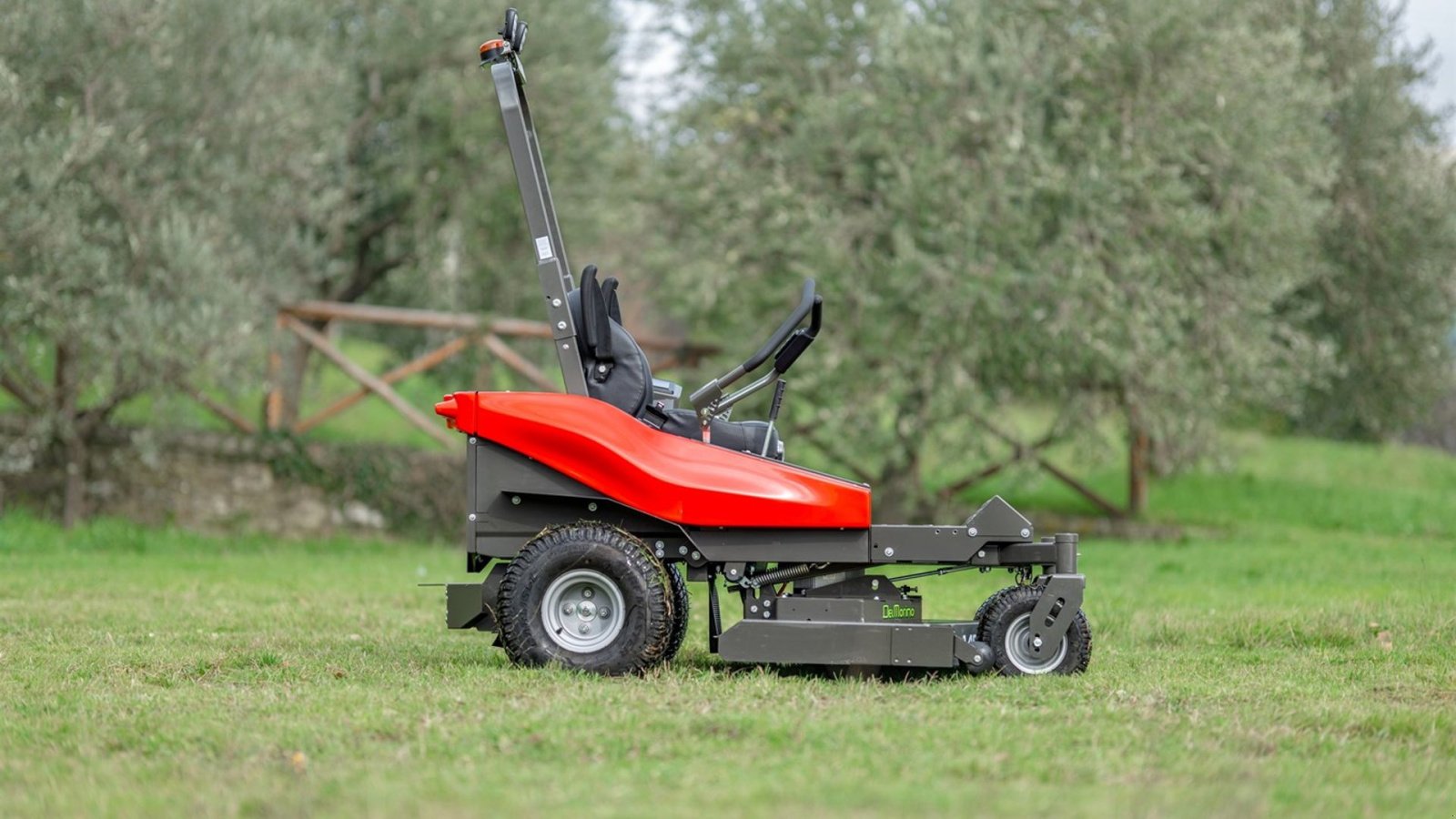 Sitzrasenmäher des Typs Del Morino Torino Electric 55, Gebrauchtmaschine in Ringe (Bild 4)