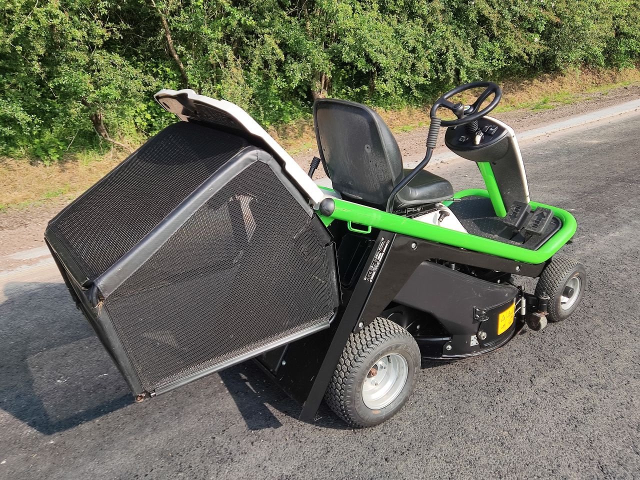 Sitzrasenmäher typu Etesia BAHIA Hydro 80, Gebrauchtmaschine v Klarenbeek (Obrázek 5)