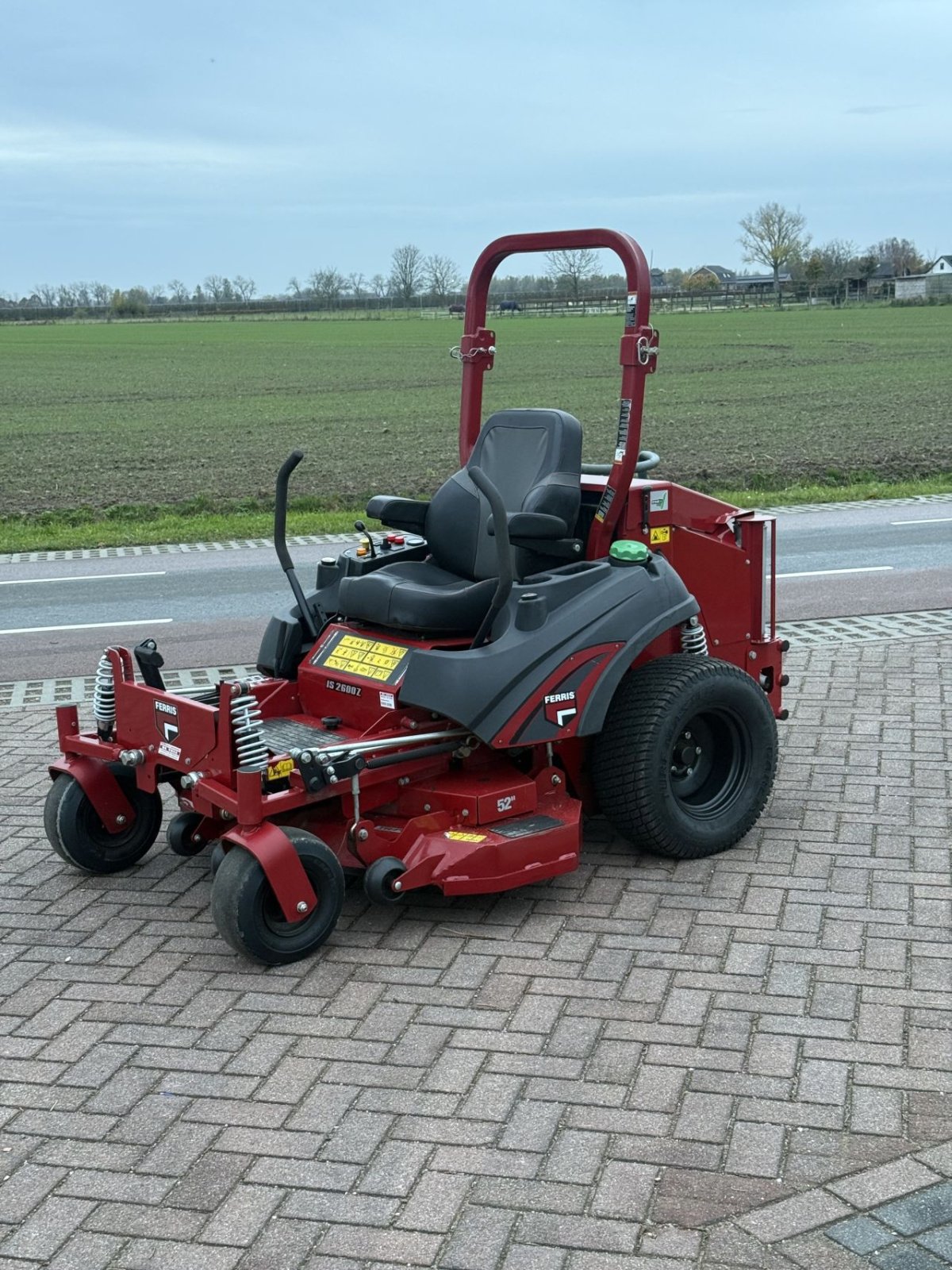 Sitzrasenmäher Türe ait Ferris Is2600, Gebrauchtmaschine içinde Wadenoijen (resim 1)